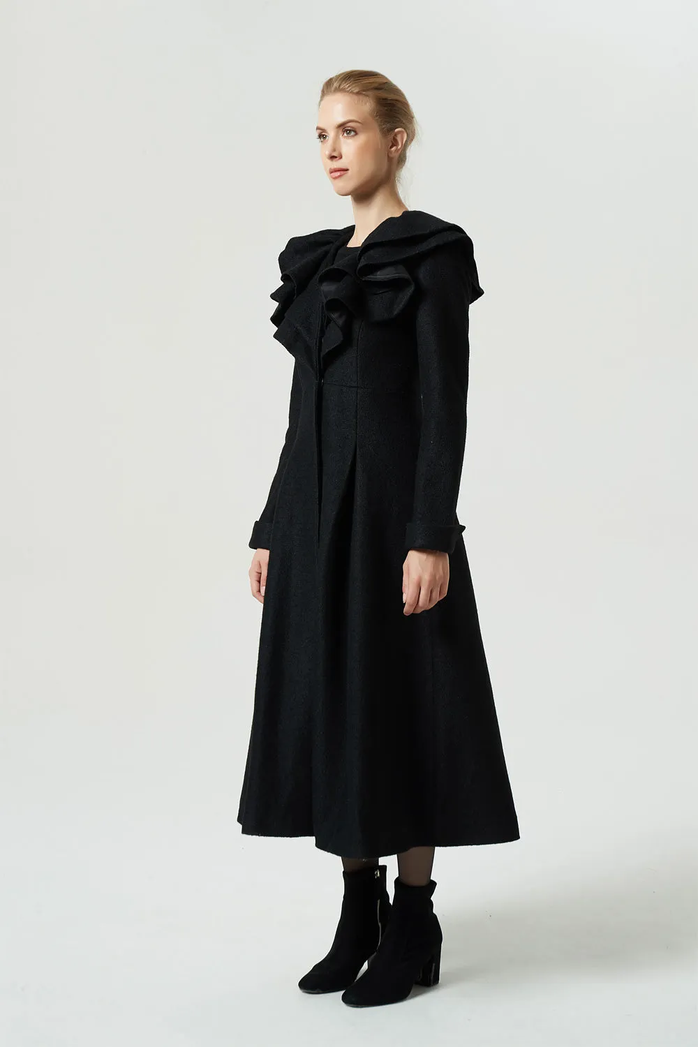 black long ruffle wool coat for women 1979#