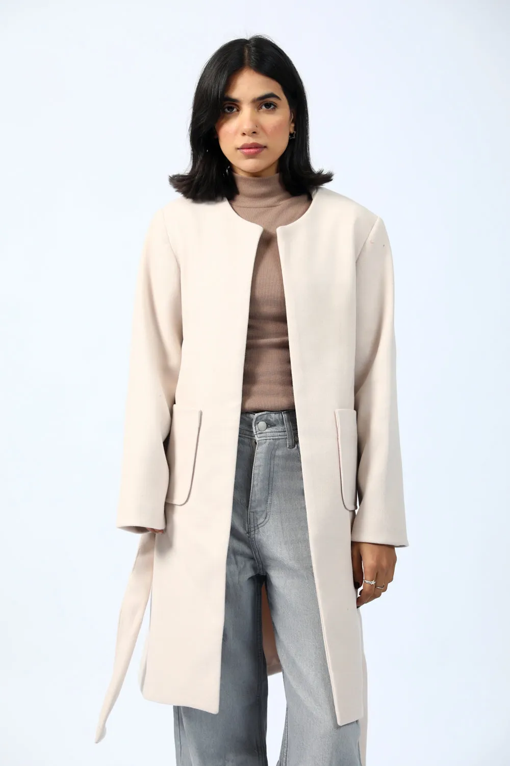 COAT WITH ROUND NECK