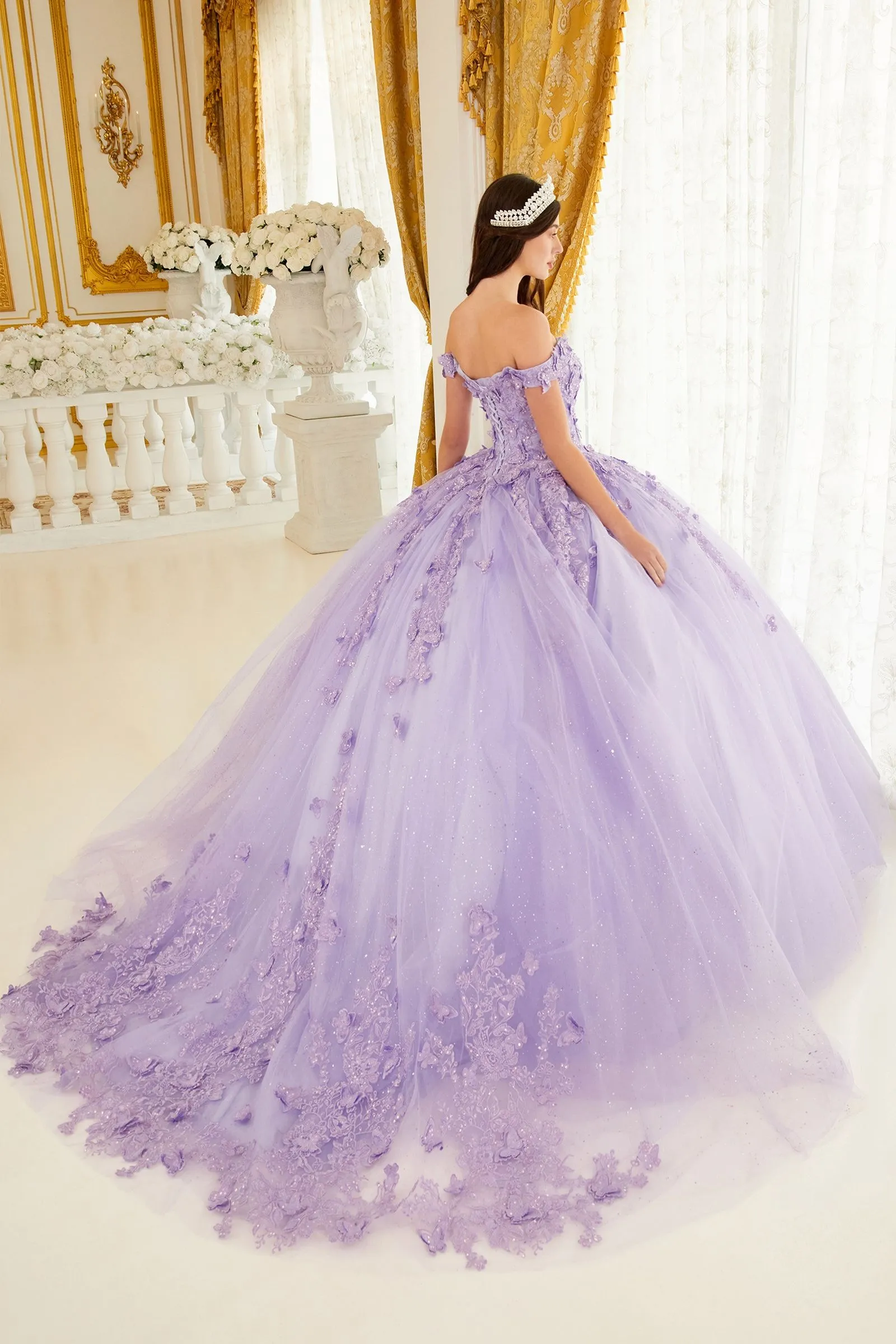 LAYERED TULLE BALL GOWN WITH LACE APPLIQUE CD15709